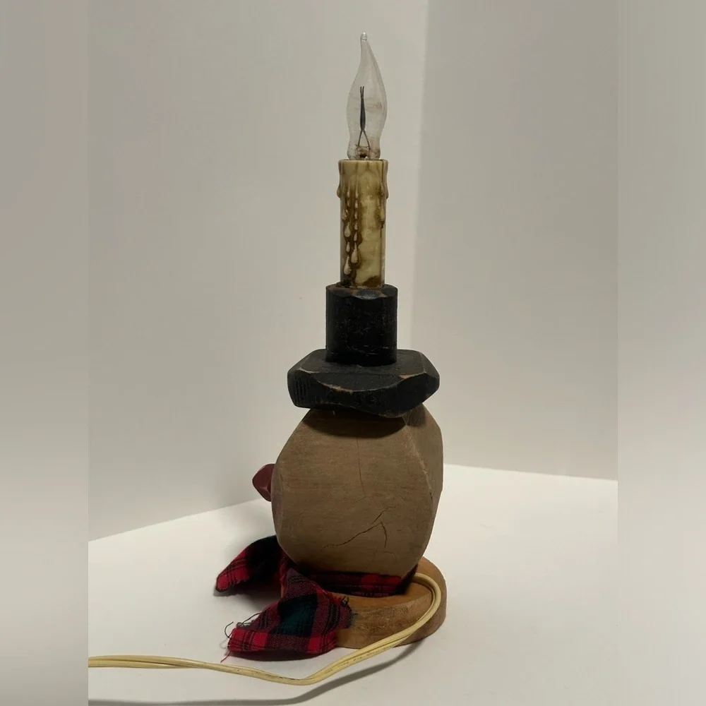 N/A wooden snowman
